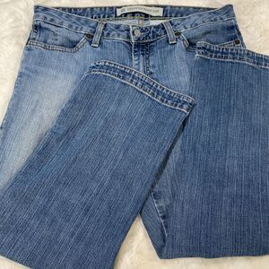 Gap Women's‎ Sz 33 Cropped Boot Cut Stretch Mid Rise Jeans Rounded Split Hem